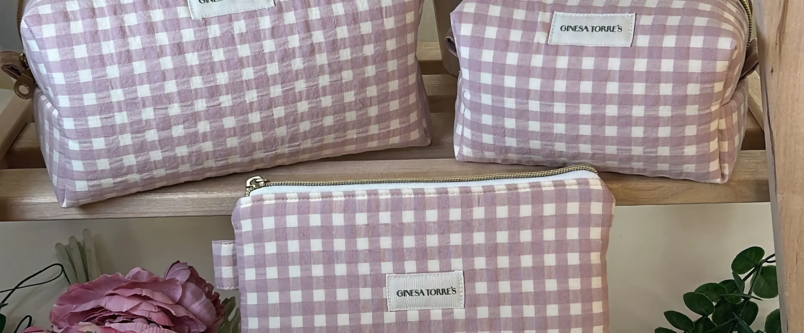 cuadros azules y blancos